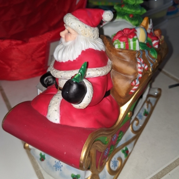 Party Lite Santa - Picture 3 of 5